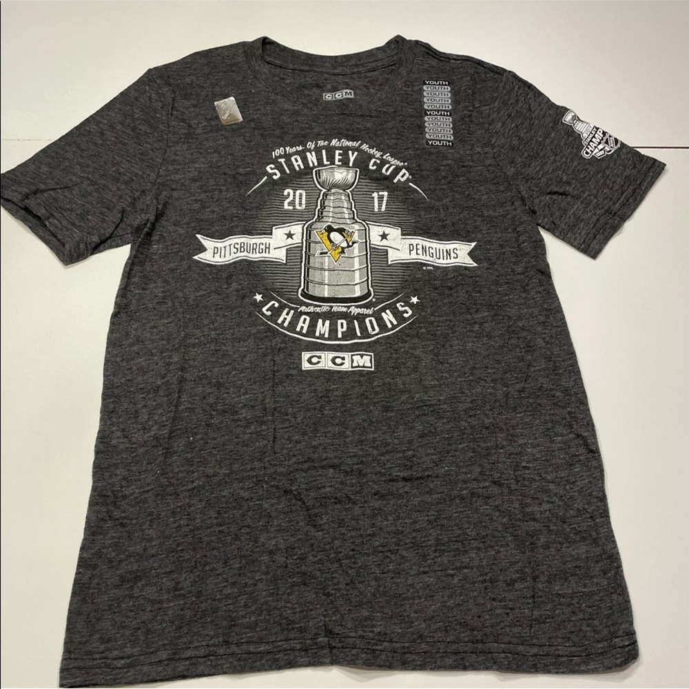New NHL Stanley Cup Champions 2017 Pittsburgh Penguin Youth Tee Medium 10/12